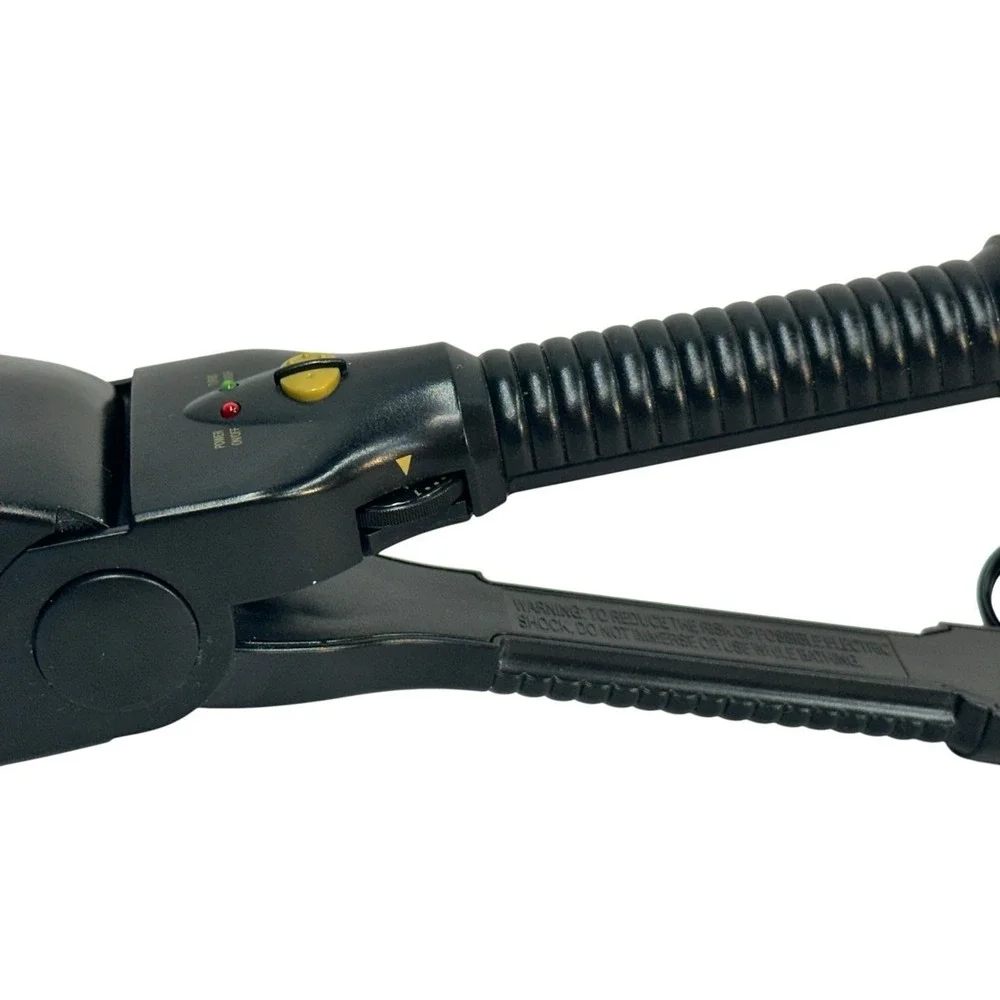 CONAIR CS19J Flat Iron Pro Styler 2